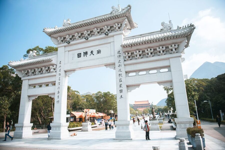 Hong Kong: Big Buddha Tour & Skip-the-Line NP360 Cable Car - The Grand Hall of Ten Thousand Buddhas