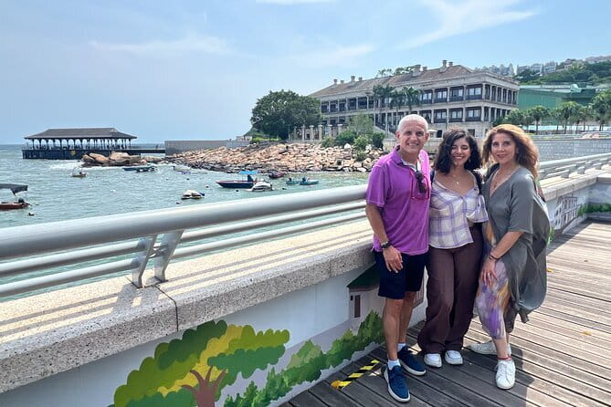 Hong Kong City Highlights and Hidden Gems by Private Car - Kowloon markets and dense city life