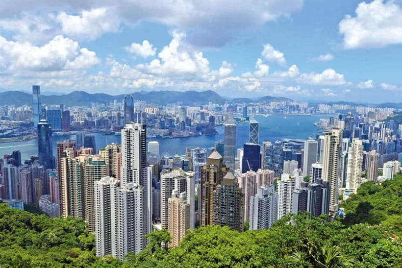 Hong Kong Day Tour: Priority Peak Tram, City Walk & Dim Sum - Why the Peak Tram matters on a six-hour tour
