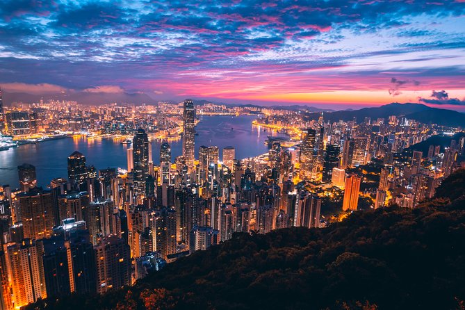 Hong Kong Insta-worthy Tour: Private & Custom with Local Guide - Kowloon Park, fountains, plants, and flamingos