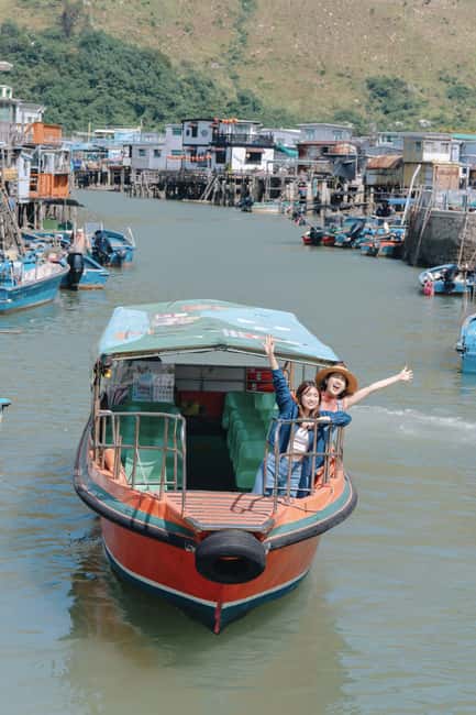 Hong Kong: Lantau Private Coach, Tai O & Big Buddha Tour - Ngong Ping and the Tian Tan Buddha