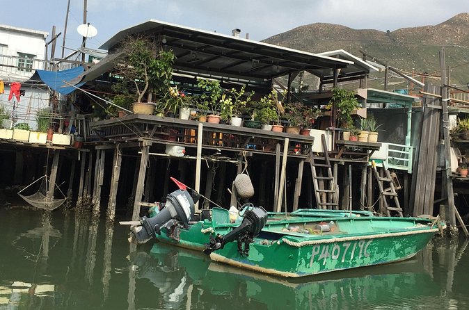 Hong Kong Lantau Tour with Big Buddha, Tai O Village & Snacks - Po Lin Monastery and the 34-metre Big Buddha