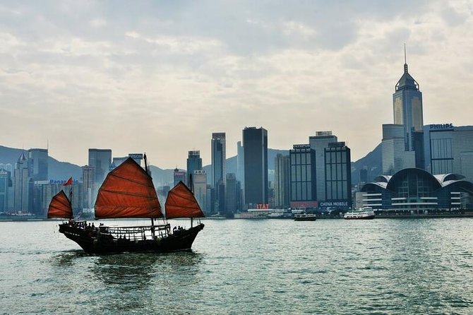 Hong Kong Layover Tour Private & Personalized with Local Guide - Meeting your host at Hong Kong International Airport