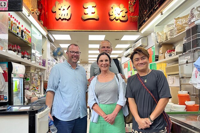 Hong Kong Private Food Tour with Michelin Street Food - Graham Street Market between the towers