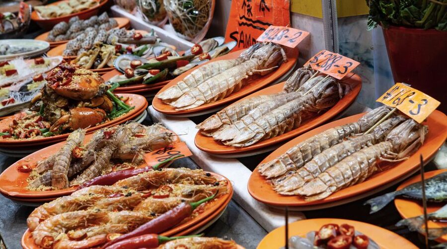 Hong Kong: Private Street Food Tour with a Local Insider - How this compares with a standard food tour