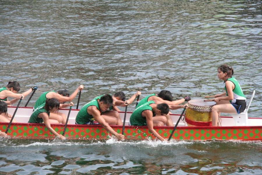 Hong Kong: Private Tour with a Local Guide - Who should book this private Hong Kong tour?