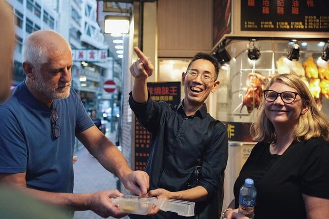 Hong Kong Street Food Tour with Locals - Dim Sum, Wonton & more - Key points to know before booking