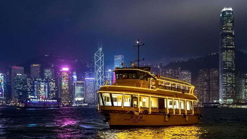 Hong Kong: Victoria Harbor Symphony Unlimited Drink Cruise - Three piers, three practical starting points