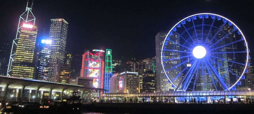 Hong Kong: Victoria Harbor Symphony Unlimited Drink Cruise - Commentary, music, and the limits of the narration
