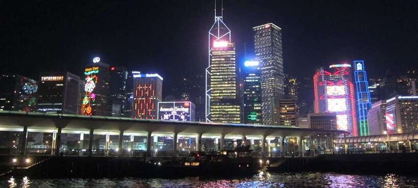 Hong Kong: Victoria Harbor Symphony Unlimited Drink Cruise - Weather, timing, and small details that matter