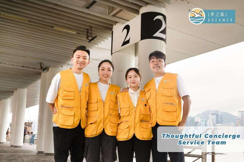 Hong Kong: Victoria Harbour Cruise with Free Camera Photos - Key points before you book