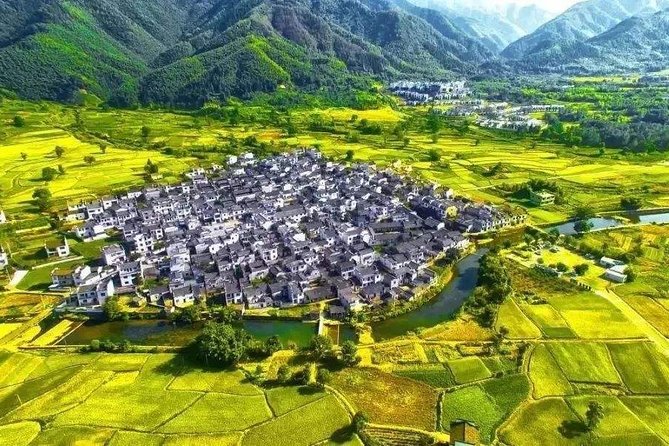 Hongcun Ancient Village Half-Day Private Tour from Huangshan - Is $122 per person good value?