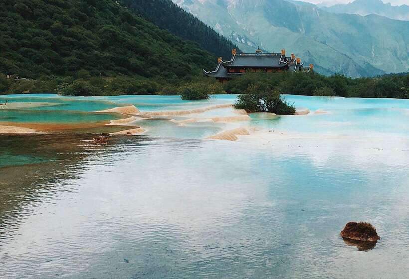 Huanglong Scenic Area: Explore Stunning Five-Colored Ponds - How This Compares With a Fully Guided Tour