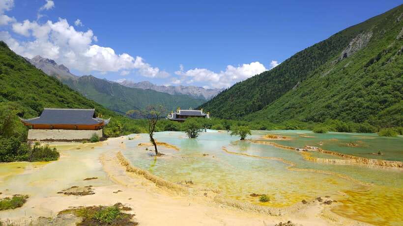 Huanglong Scenic Area: Explore Stunning Five-Colored Ponds - How the Booking Support Works