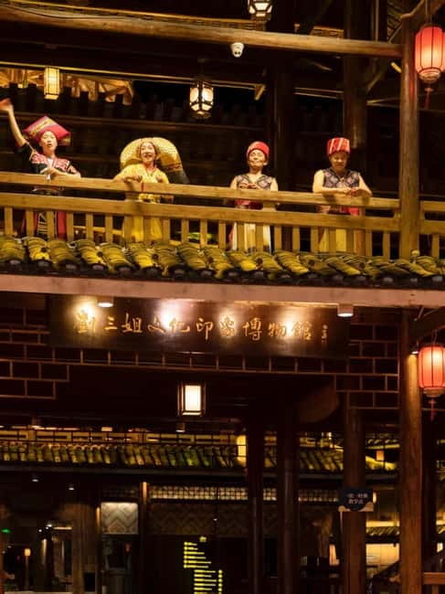Impression of Liu Sanjie in Yangshuo, Guilin - Why Liu Sanjie Needs a River for a Stage