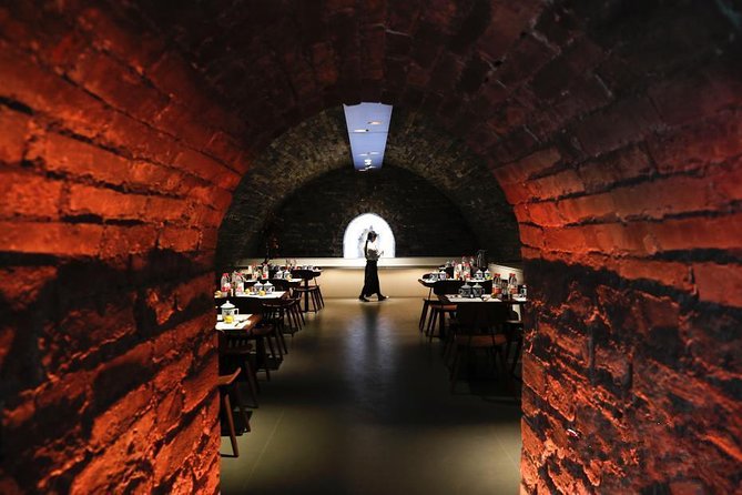 In-depth Forbidden City tour with Royal Icehouse Lunch - Starting at 7:30 am and entering through the Meridian Gate