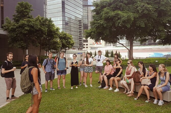 Introduction to Hong Kong: Central Tip Based Walking Tour - The HSBC Main Building and Hong Kong’s money