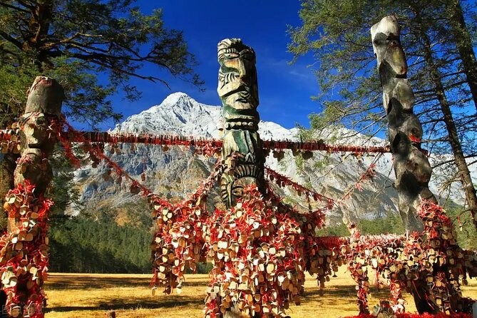 Jade Dragon Snow Mountain Glacier Cableway with Scenic Train Tour - Reaching the mountain by train or private vehicle