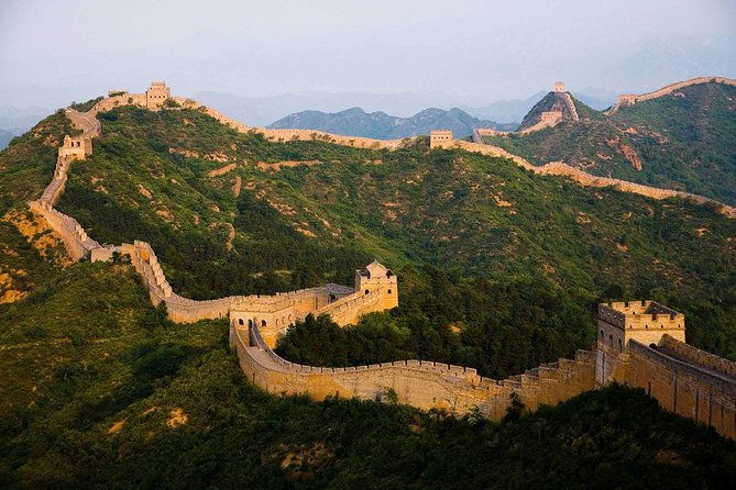 Jinshanling Private Tour with Night View of Simatai and Gubei Water Town from Beijing - Why Jinshanling is the right first wall