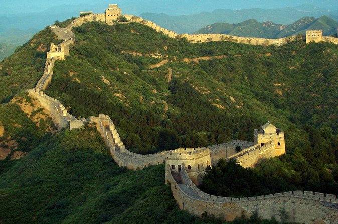 Jinshanling Private Tour with Night View of Simatai and Gubei Water Town from Beijing - Simatai by cable car at sunset