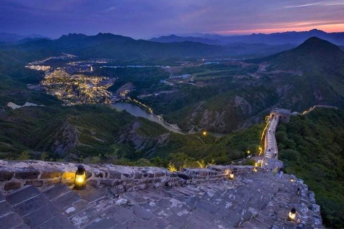Jinshanling Private Tour with Night View of Simatai and Gubei Water Town from Beijing - What the private vehicle adds to a long day