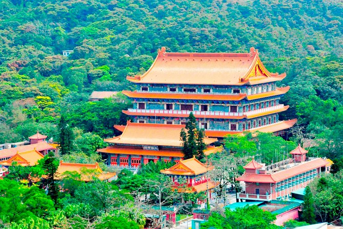 Lantau HK Guided Tour - Cable Car, Tai O, Big Buddha, Monastery - Tai O fishing village and the water