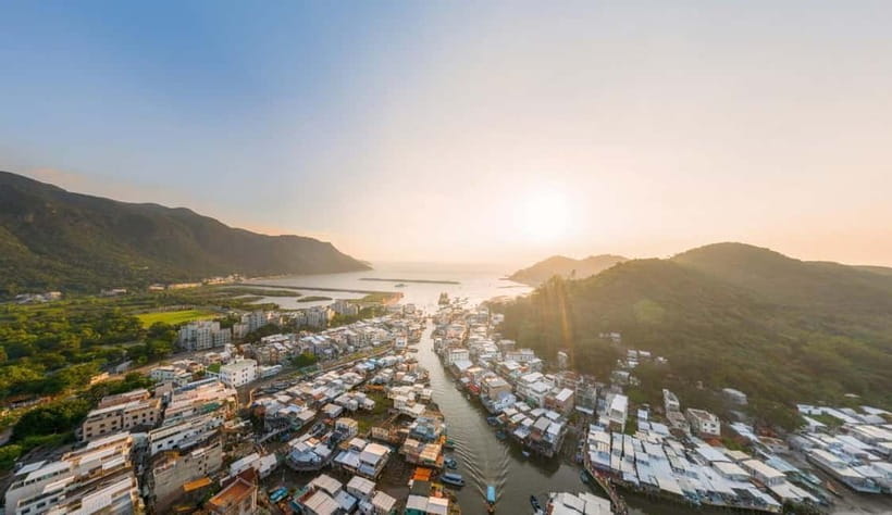 Lantau Island: Priority Cable Car, Tai O & Direct Transfer - A six-hour route from Tsim Sha Tsui to rural Lantau