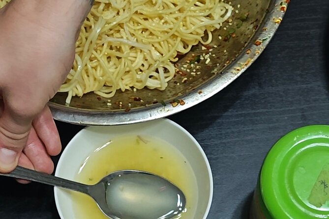 Learn cold noodle and wolf-teeth potato at local home - Who will enjoy this class most