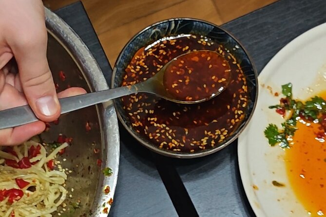 Learn cold noodle and wolf-teeth potato at local home - Meeting Karen at Zhongxin Road