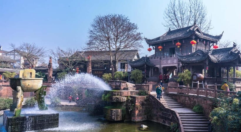 Leshan Giant Buddha & Huanglongxi/Buddha Temple Day Trip - Who will enjoy this day trip most