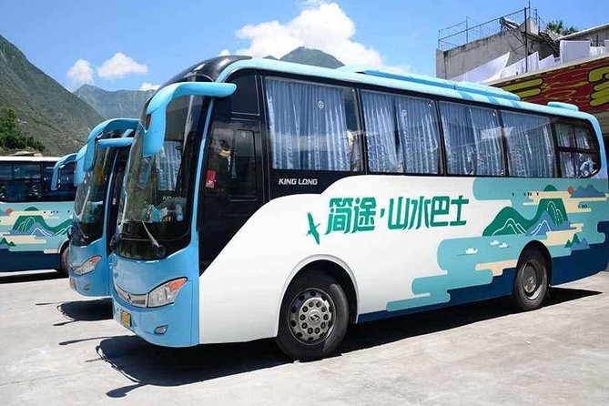 Li River Cruise with bamboo Rafting & Xianggong Hill Private Tour - The 8:30 am departure from Guilin