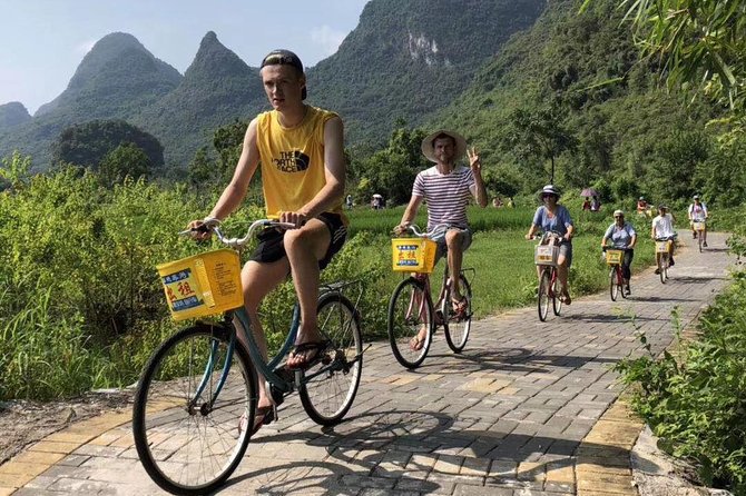 Li River Cruise with bamboo Rafting & Xianggong Hill Private Tour - Yangdi to Nine Horse Pier by bamboo boat