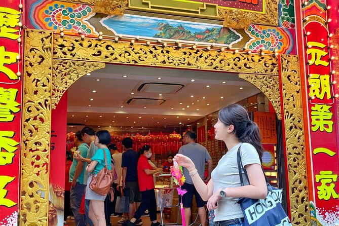 Lunar New Year Preparation Group Tour - Hong Kong Island - What the $101.68 price includes