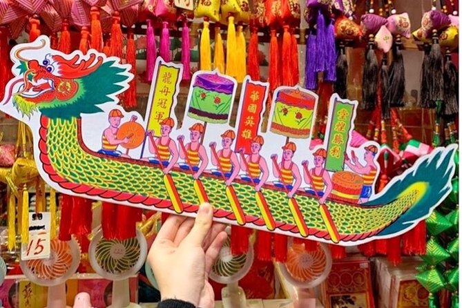 Lunar New Year Preparation Group Tour - Hong Kong Island - Man Mo Temple: a pre-holiday visit with meaning