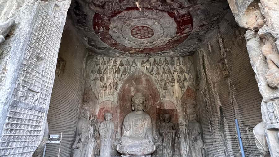 Luoyang: Day tour from Xian or LuoYang with tickets options - What the $27 price really tells you