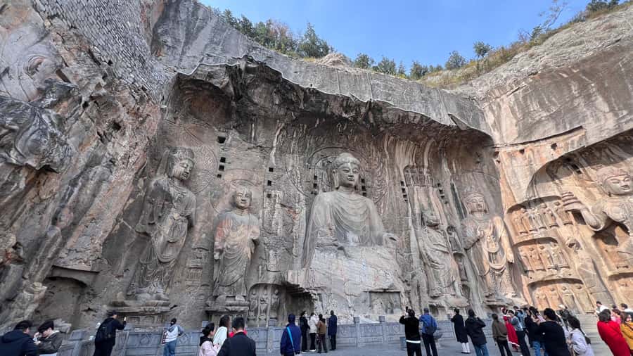 Luoyang: Day tour from Xian or LuoYang with tickets options - Practical choices that can improve your day