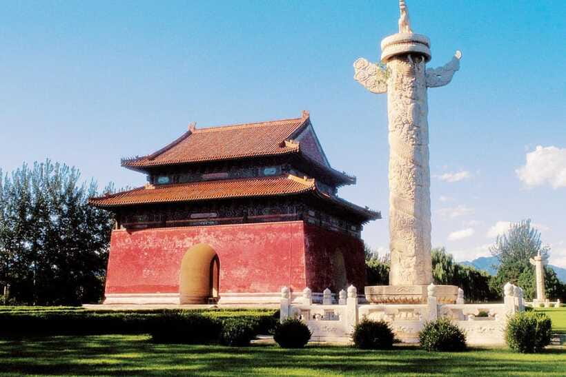 Ming Tombs Private Tour: Sacred Road, Dingling and Changling - Seeing Changling’s vast wooden ceremonial hall