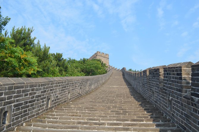 Mini Group: Half-Day Great Wall at Mutianyu Hiking Tour - Group size, guide service, and personal attention