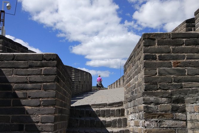 Mini Group: Half-Day Great Wall at Mutianyu Hiking Tour - Practical details that affect your day