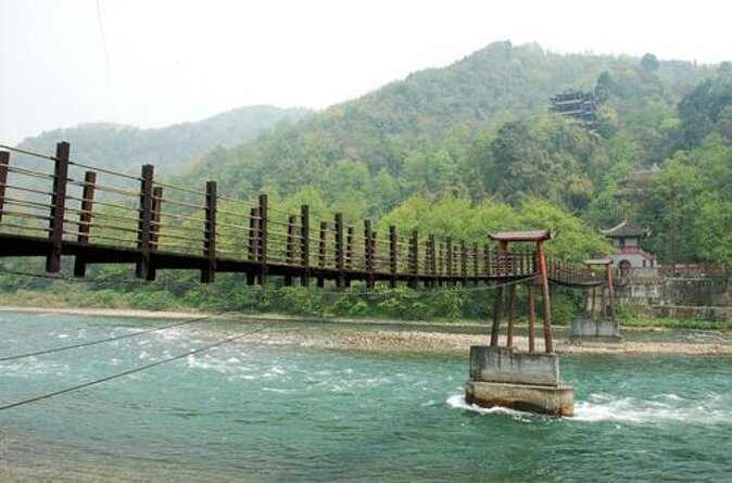 Mount Qingcheng and Dujiangyan Irrigation System Private Day Tour from Chengdu - Key points to know before booking
