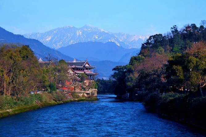 Mount Qingcheng and Dujiangyan Irrigation System Private Day Tour from Chengdu - Leaving Chengdu for Mount Qingcheng