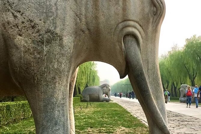 Mutianyu Great Wall and Ming Tombs Private Tour with Options - Should you book this Mutianyu and Ming Tombs tour?