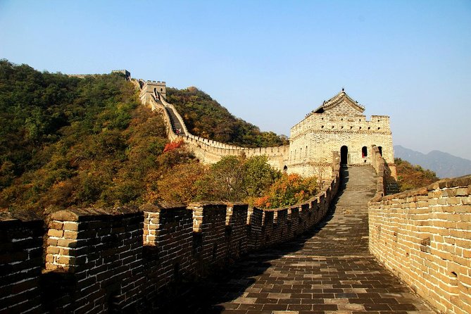 Mutianyu Great Wall and Summer Palace Small-Group Tour with Lunch - The guide makes the difference