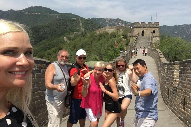 Mutianyu Great Wall & Forbidden City Private Layover Guided Tour - Mutianyu Great Wall: two and a half hours above Beijing