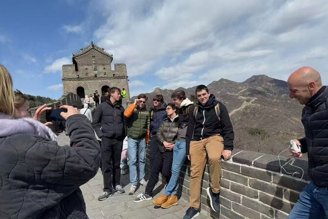 Mutianyu Great Wall Small Group Tour from Beijing with Guide - What your English-speaking guide adds