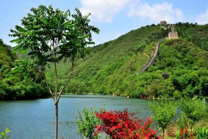 Mutianyu&Huanghuacheng Water Great Wall: Guided Tour or Transfer - Why these two wall sections work well together