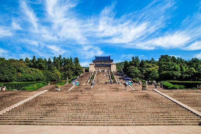 Nanjing City Private Customized Day Tour with Lunch - Xiaoling Tomb: the Ming Dynasty’s grand imperial setting