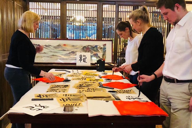 Noon Calligraphy Class - What makes Chinese calligraphy worth an hour