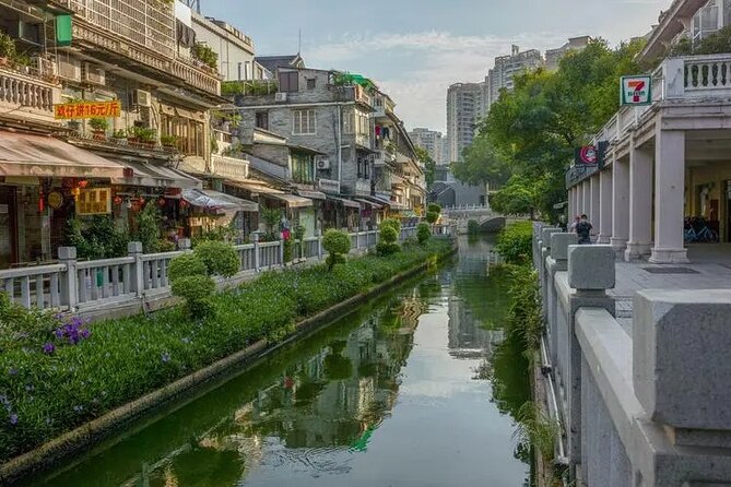Old Guangzhou Backstreet Alley Local Market Walking Private Tour - Lychee Bay, Cantonese opera, and public life