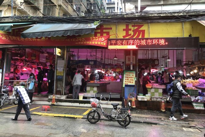 Old Guangzhou Backstreet Alley Local Market Walking Private Tour - Yong Qing Fang and the old neighborhood revival